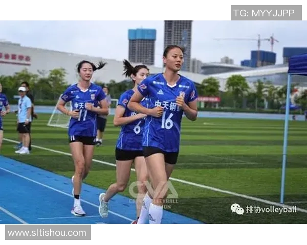 武汉排球队耐力对比深度解析与训练策略探讨 武汉排球队耐力对比深度解析与训练策略探讨