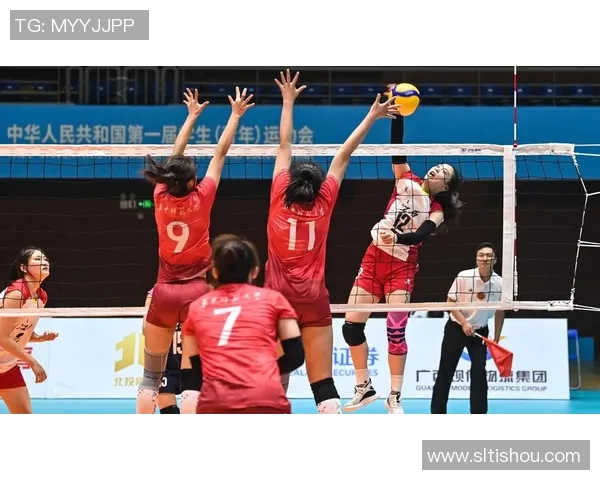 深度对话：探寻周秀英在排球赛场上的奋斗与荣耀之路